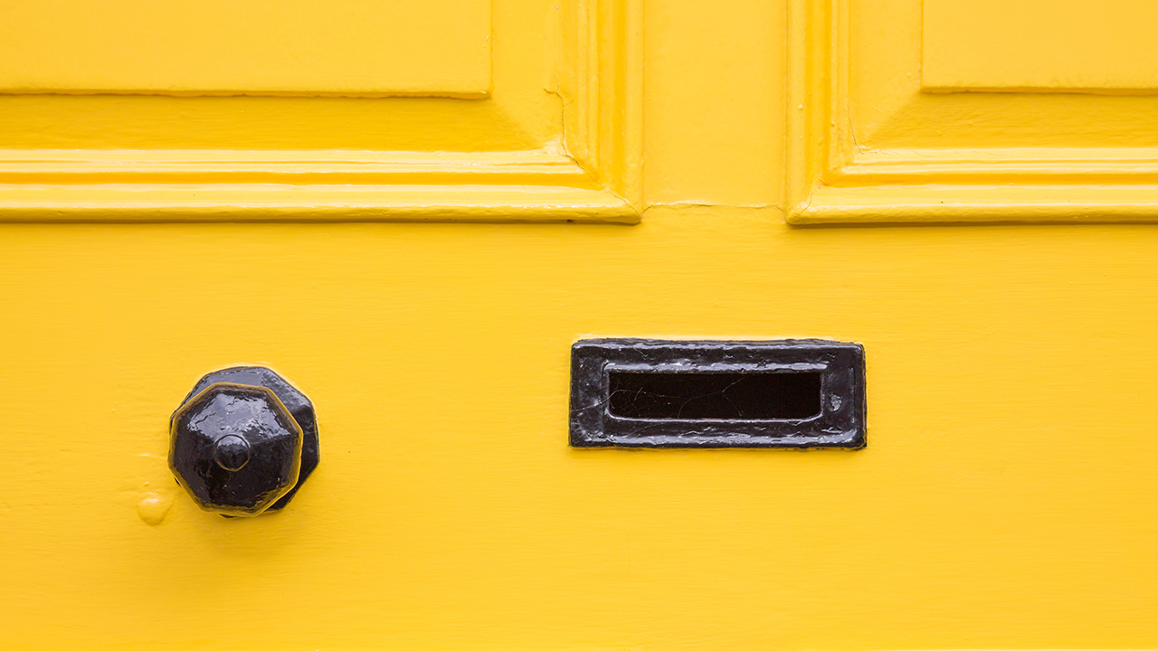 7-curb-appeal-blunders-that-can-curtail-door