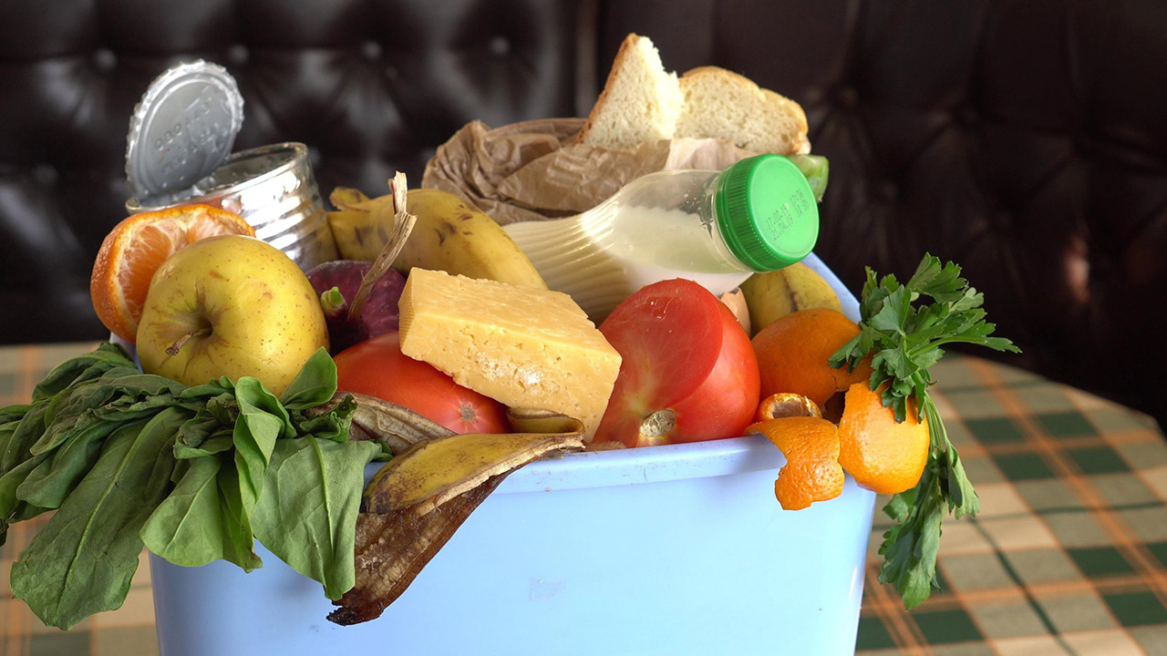 Uneaten spoiled vegetables are thrown in the trash