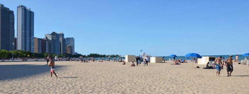 people on Oak Street Beach in Chicago